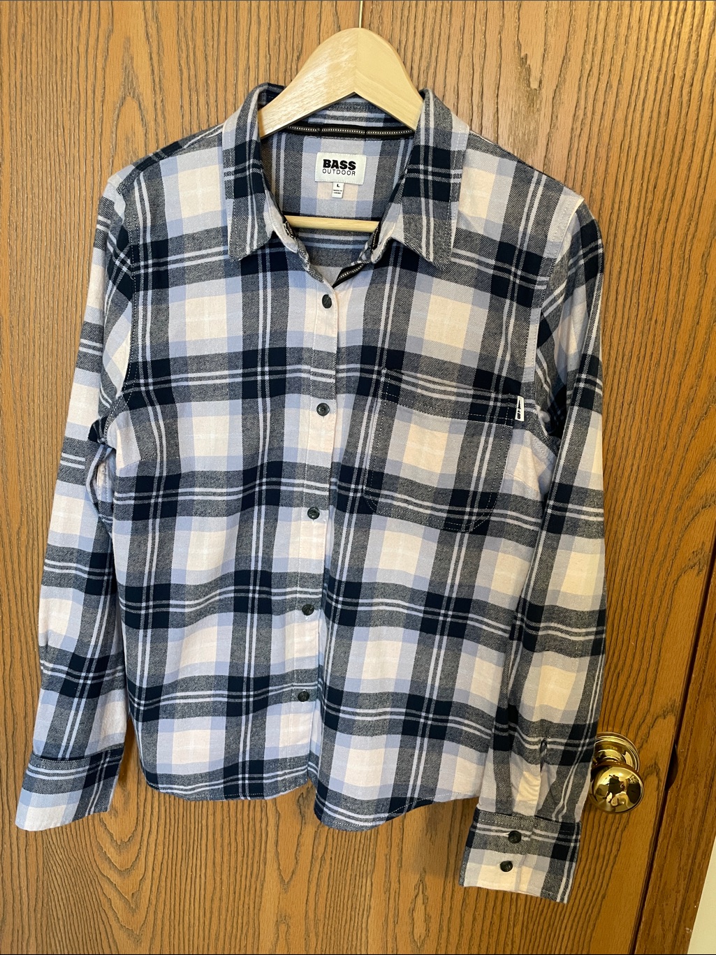 Bass Outdoor Womenâs Navy And White Plaid Button-Down Shirt